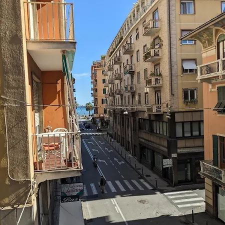 Ampio Luminoso Appartement *